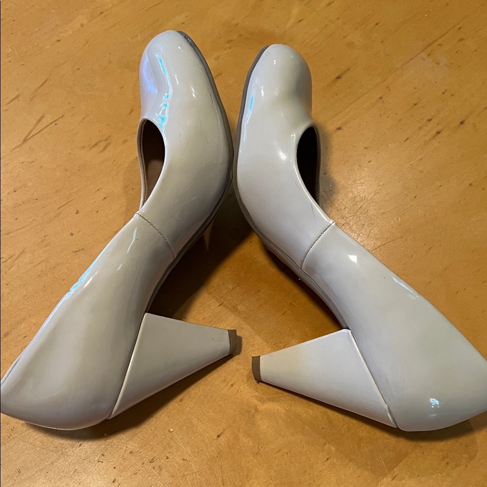 Mix No. 6 Selisa Nude Patent Round-Toe Career or Character Pumps sz 7 - Picture 6 of 9